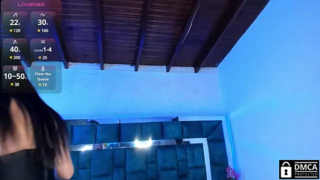 Snapshot of Venus_velez_ chatting on February 25, 2025, 1:21 pm Venus velez online show from February 25, 2025, 1:21 pm