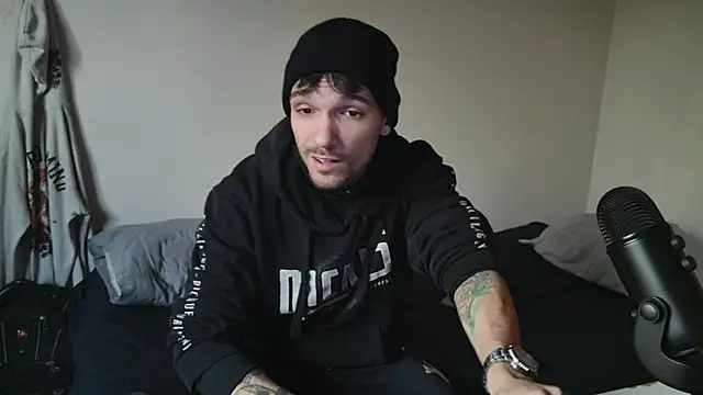 JackDesFeux online show from March 18, 2025, 10:37 pm