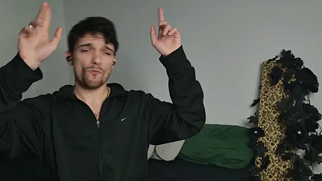 JackDesFeux online show from November 23, 2025, 11:48 pm