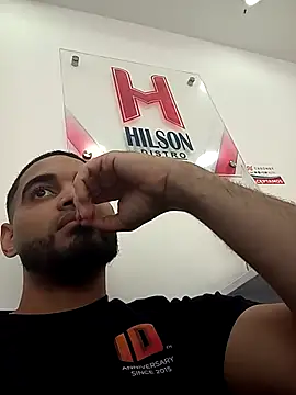 luismanuel 1998 online show from December 1, 2025, 6:20 pm