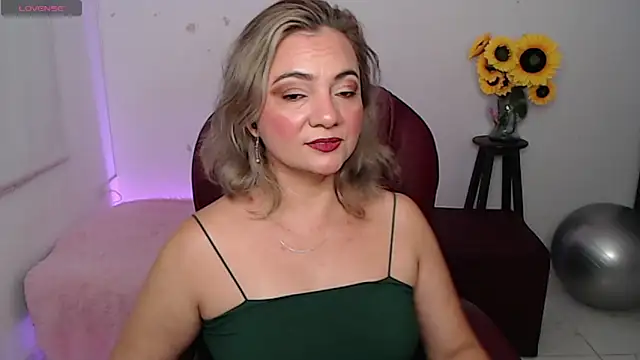 ana milf online show from February 8, 2026, 1:53 pm