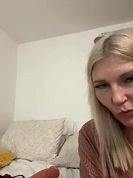 DaisyTailor online show from June 20, 2026, 6:51 am