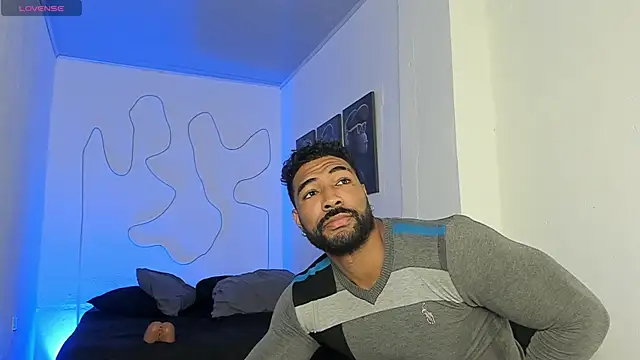 Snapshot of Xander_Str0ng chatting on October 25, 2025, 12:50 pm Xander Str0ng online show from October 25, 2025, 12:50 pm