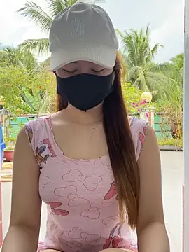 Snapshot of BabyThree_ chatting on September 10, 2025, 9:30 am BabyThree online show from September 10, 2025, 9:30 am