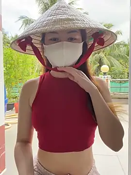 Snapshot of BabyThree_ chatting on November 23, 2025, 7:18 am BabyThree online show from November 23, 2025, 7:18 am