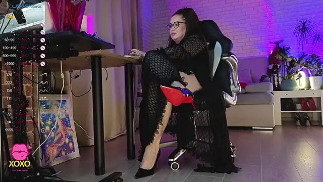 Snapshot of misskaassandraa chatting on December 4, 2025, 2:27 pm misskaassandraa online show from December 4, 2025, 2:27 pm