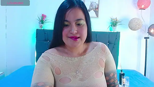 mia xx1 online show from March 25, 2026, 5:40 am