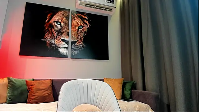 Snapshot of Super_Suka chatting on November 19, 2025, 12:49 pm Super Suka online show from November 19, 2025, 12:49 pm