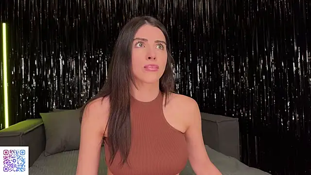 Snapshot of Super_Suka chatting on March 8, 2025, 2:45 am Super Suka online show from March 8, 2025, 2:45 am