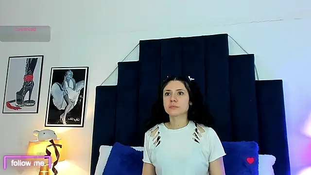 KyleRosee online show from October 22, 2025, 12:26 pm