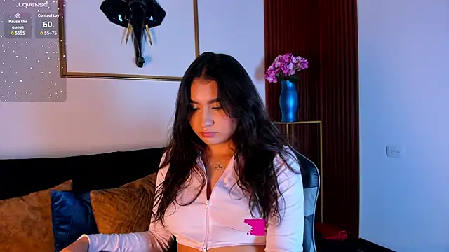 Zayda 1 online show from November 13, 2025, 4:00 pm