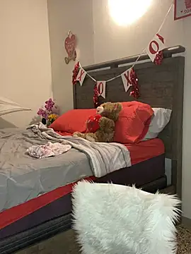 Snapshot of ladycreamypr2 chatting on March 2, 2026, 5:19 am ladycreamypr2 online show from March 2, 2026, 5:19 am