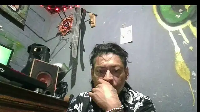 xhangodelictech online show from December 17, 2025, 11:54 pm