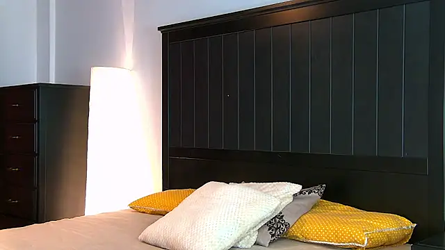 Yanira Muslim online show from October 13, 2025, 4:14 am