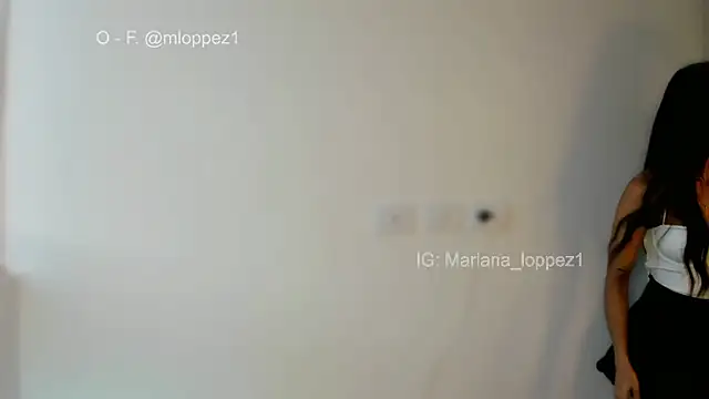 Snapshot of mariana_lopez1 chatting on January 12, 2025, 10:43 pm mariana lopez1 online show from January 12, 2025, 10:43 pm