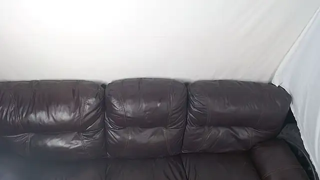 Snapshot of allissonw13 chatting on November 18, 2025, 10:45 pm allissonw13 online show from November 18, 2025, 10:45 pm