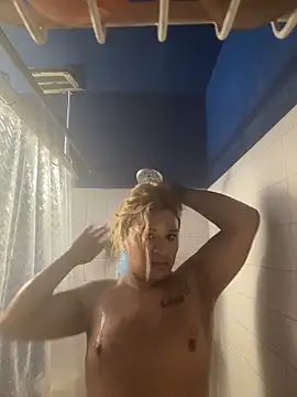 Snapshot of allissonw13 chatting on November 18, 2025, 3:54 am allissonw13 online show from November 18, 2025, 3:54 am