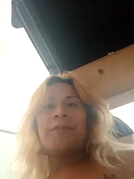 Snapshot of allissonw13 chatting on September 18, 2025, 4:48 am allissonw13 online show from September 18, 2025, 4:48 am