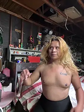 Snapshot of allissonw13 chatting on October 9, 2025, 12:44 am allissonw13 online show from October 9, 2025, 12:44 am