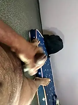 cenyon124 online show from April 20, 2026, 1:52 am