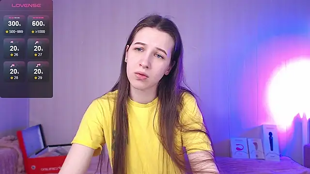 ur kitty   online show from December 19, 2025, 10:06 am