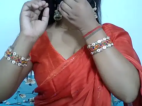 Snapshot of sparkling_queen chatting on March 6, 2025, 5:24 am sparkling queen online show from March 6, 2025, 5:24 am