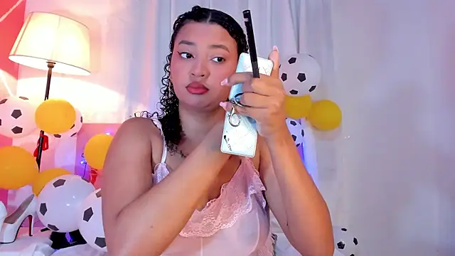 JessyZoe online show from June 12, 2026, 2:59 pm