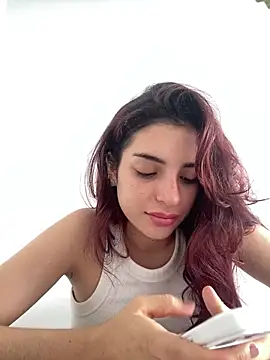 dakota le online show from April 21, 2026, 1:39 pm