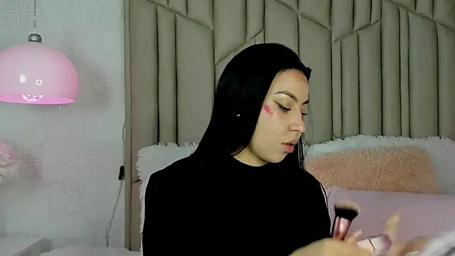 AudreyElla online show from March 5, 2026, 4:20 am