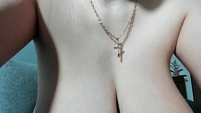 Snapshot of SexxyMeriem chatting on November 11, 2025, 7:03 am SexxyMeriem online show from November 11, 2025, 7:03 am