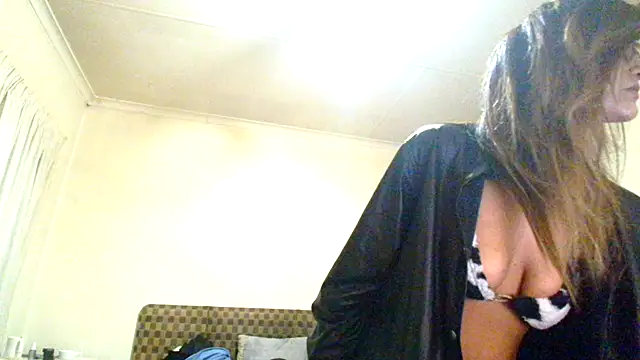 karmicQueen669 online show from August 5, 2026, 5:51 pm