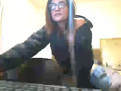 karmicQueen669 online show from July 22, 2026, 12:01 am