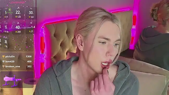 Snapshot of DanielPaige_ chatting on February 5, 2025, 7:42 pm DanielPaige online show from February 5, 2025, 7:42 pm