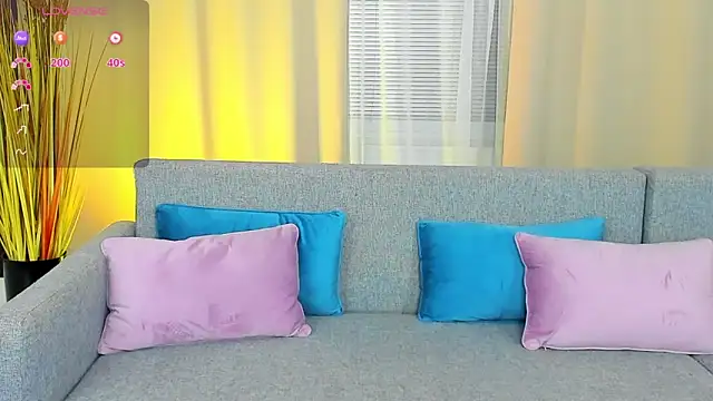 MilaDreamer online show from September 14, 2025, 8:09 pm