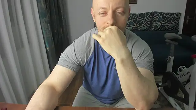 xxxWildxThoughtsxxx online show from February 6, 2025, 2:11 am