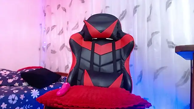 tania 060101 online show from October 2, 2025, 7:28 pm