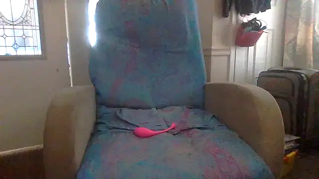 velvetta  online show from October 19, 2025, 7:38 pm