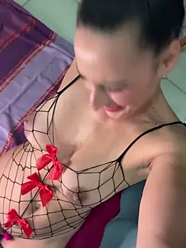 AthenaStar online show from January 5, 2026, 11:52 pm