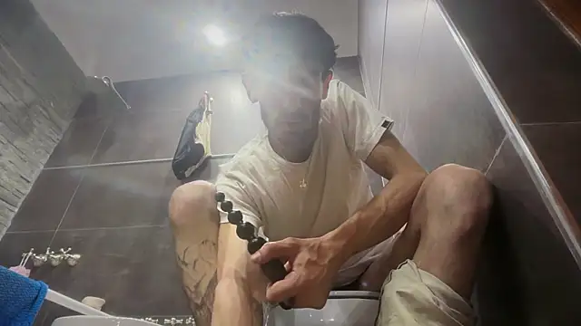 nicolaaaaas online show from January 6, 2026, 4:00 pm