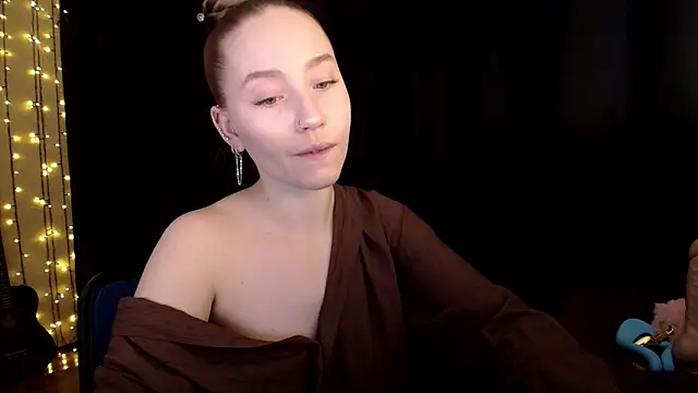 SindiWatsoon online show from February 5, 2026, 1:18 pm