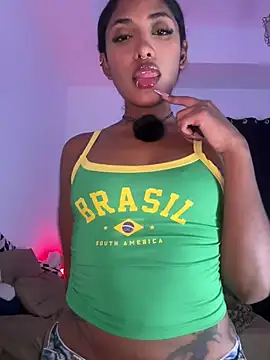 Snapshot of VictoireFeller chatting on March 2, 2026, 1:17 am VictoireFeller online show from March 2, 2026, 1:17 am