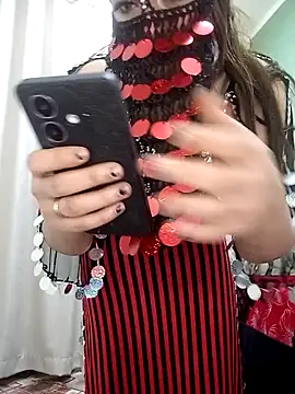 Snapshot of Meral1 chatting on March 22, 2025, 11:31 pm Meral1 online show from March 22, 2025, 11:31 pm