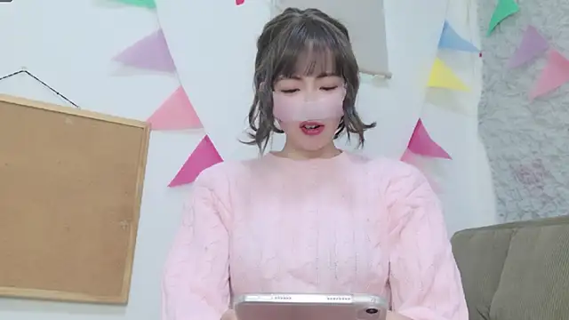 A33-asami online show from March 14, 2026, 1:22 am