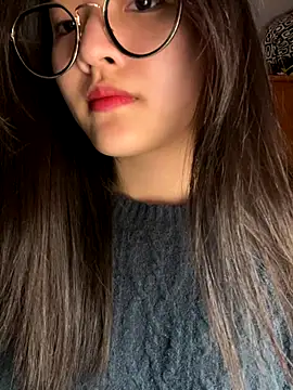 Snapshot of Krixxi22 chatting on November 23, 2025, 3:44 pm Krixxi22 online show from November 23, 2025, 3:44 pm