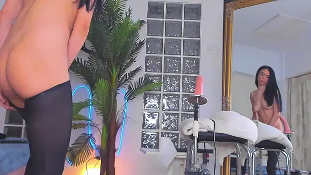 JassyeJoy online show from April 18, 2026, 4:37 am