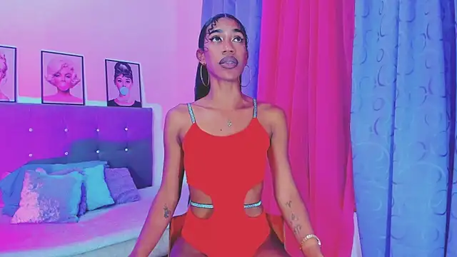 Snapshot of Kimberly_thompsom chatting on January 31, 2025, 4:03 am Kimberly thompsom online show from January 31, 2025, 4:03 am