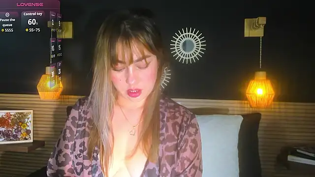 AnnaVictoria   online show from February 8, 2026, 12:19 am