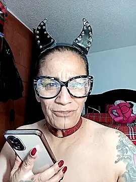 Taylor-hardcore online show from May 15, 2026, 3:15 am