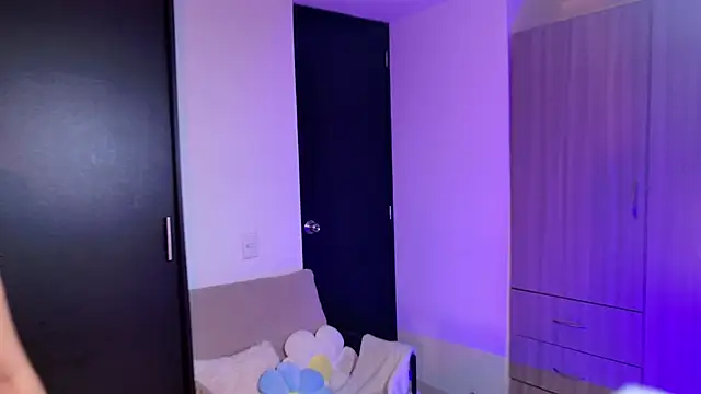 Snapshot of rubi_star chatting on March 3, 2025, 8:43 pm rubi star online show from March 3, 2025, 8:43 pm