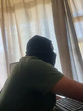 jaytee198610 online show from March 11, 2026, 3:06 pm